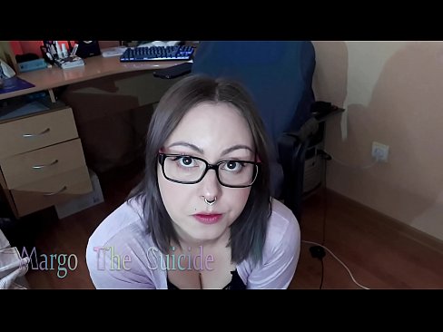 ❤️ Духтари Санобар бо айнак Дилдо амиқ дар камера ❤❌ Порно босифат дар мо ☑