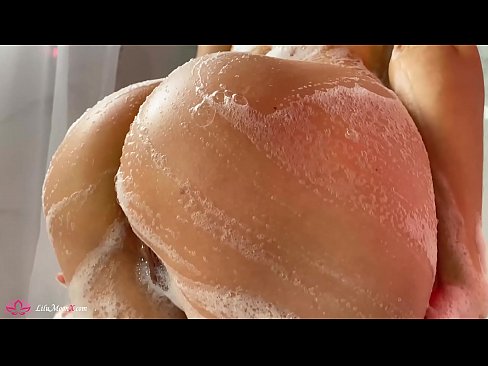 ❤️ Brunette Masturbates киска бо вибратор ба оргазми шадид дар душ ❤❌ Порно босифат дар мо ☑
